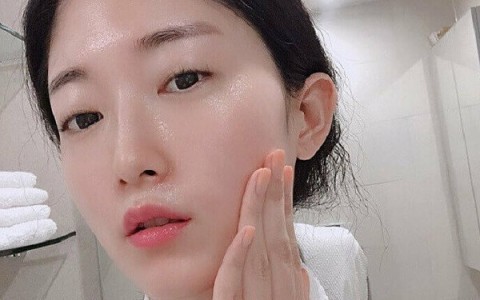 6 mẹo chăm sóc da khi bước qua tuổi 40